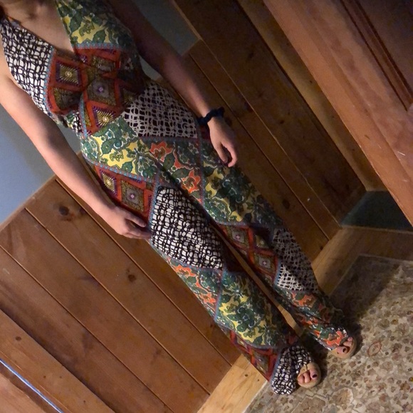 Forever cute multicolored halter jumpsuit medium - Picture 6 of 8